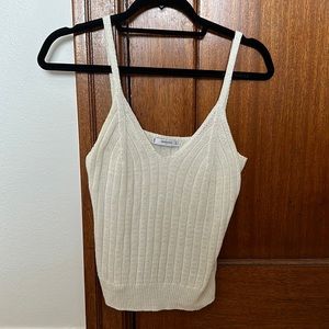 🕊️ White knit ribbed tank 🕊️